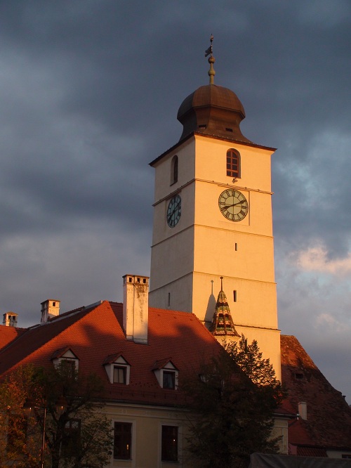 Foto: Turnul Sfatului din Sibiu (c) eMM.ro
